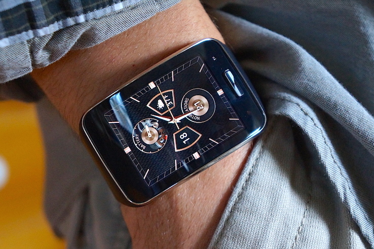 Samsung-Gear-S-smartwatch-hands-on
