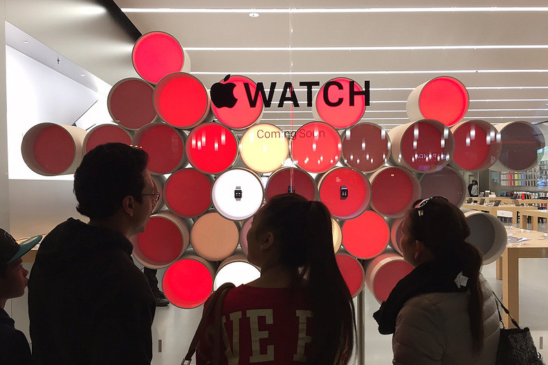 Apple Watch Pre-Orders Reached Nearly 1 Million